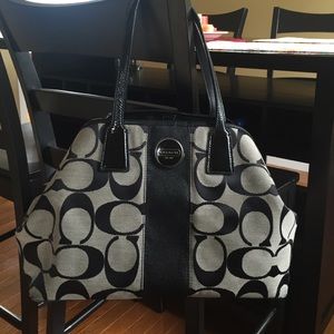Coach, Black/Grey, Signature Collection